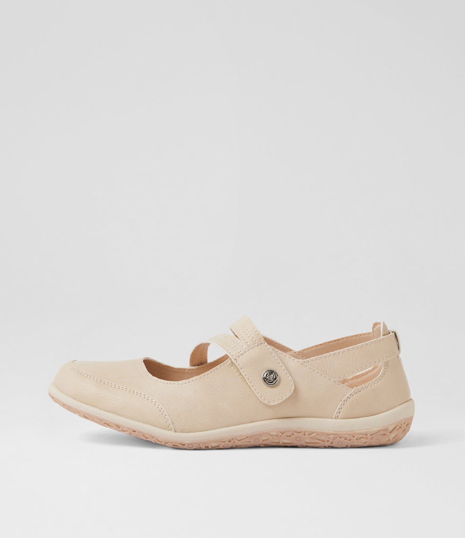 Sultor Almond Flat Shoes