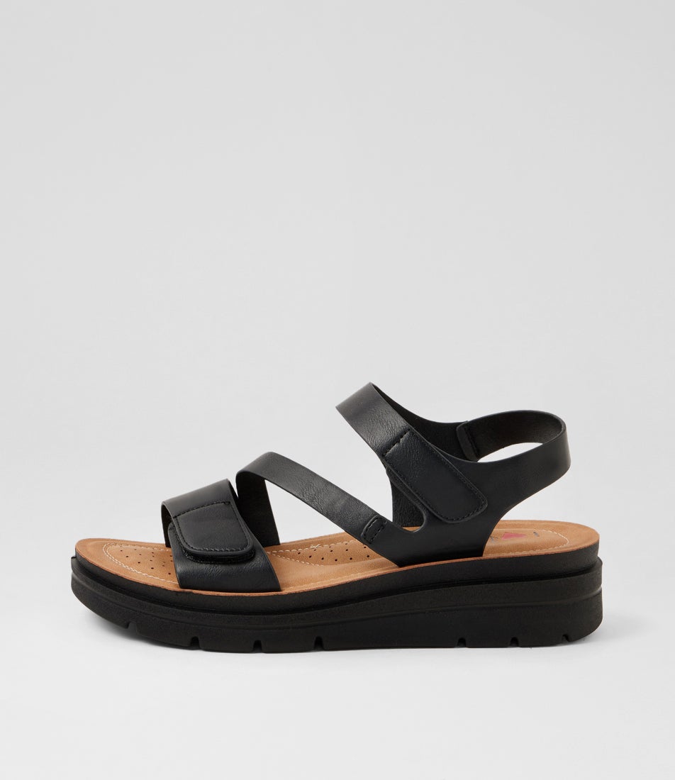 Xinton Black Sandals