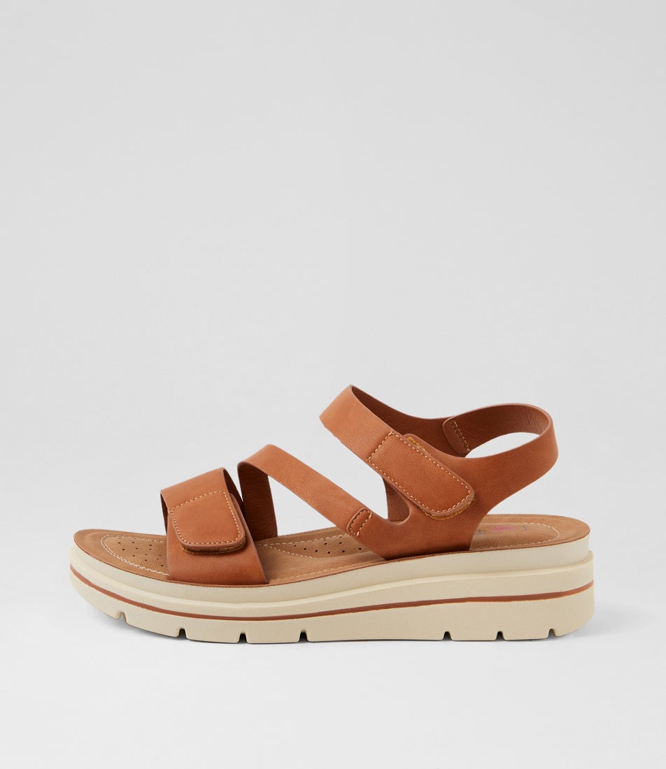 Xinton Tan Sandals Xinton Tan Sandals