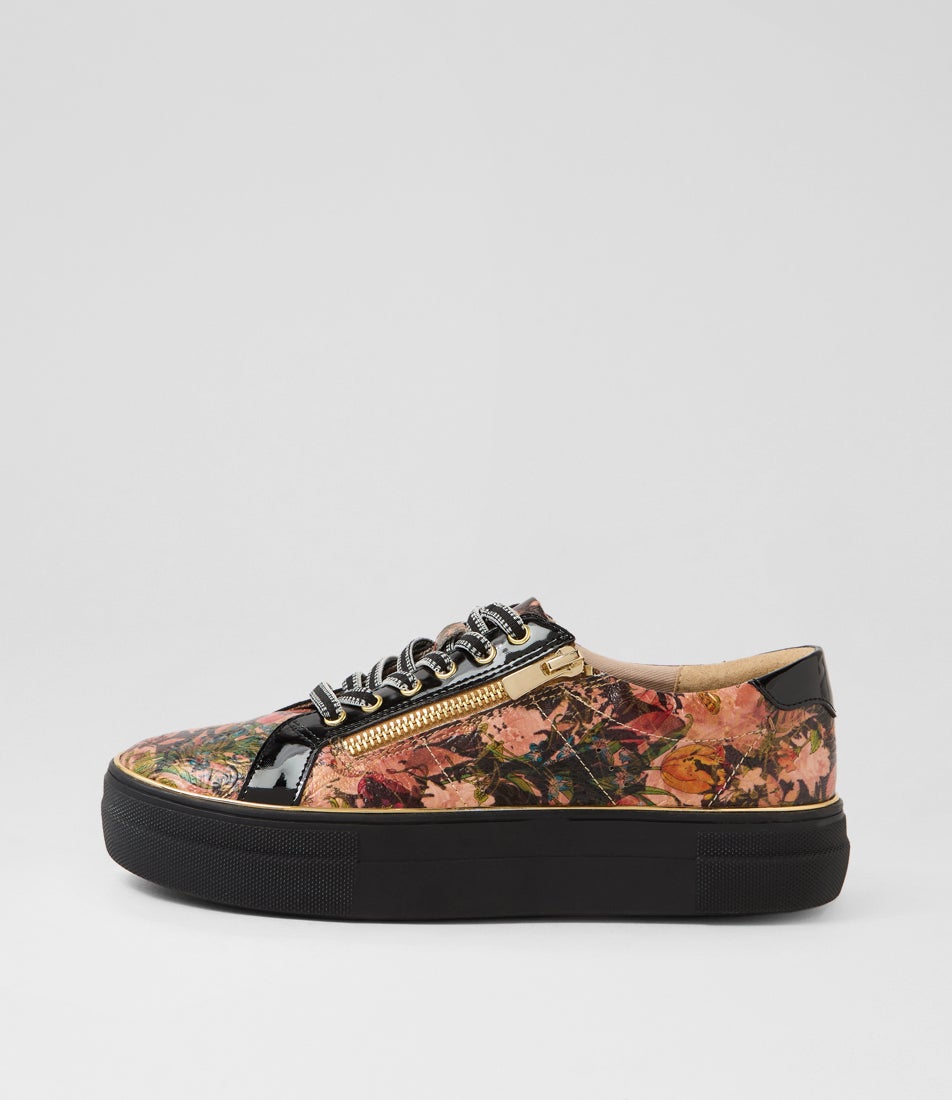 Skelos Cafe Floral Emboss Black Patent Pu Sneakers Skelos Cafe Floral Emboss Black Patent Pu Sneakers