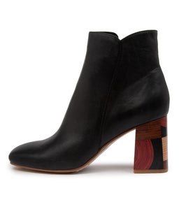 YOSSI IR BLACK LEATHER