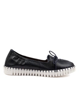 HAYDEN IR BLACK WHITE SOLE LEATHER