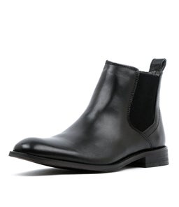 RIOT BLACK LEATHER