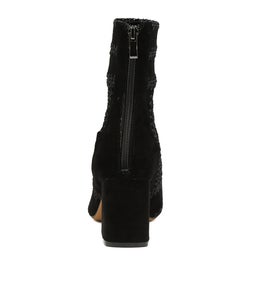SHUFFLE BLACK SUEDE