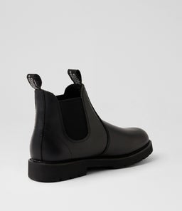 JUMBUK III RC BLACK LEATHER
