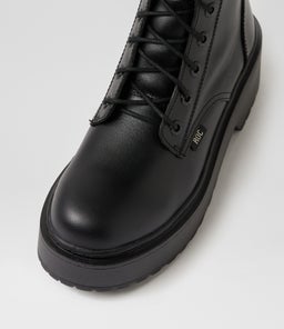 TOMBOY RC BLACK LEATHER