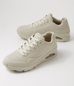 52458 UNO STAND ON AIR SK OFF WHITE SMOOTH