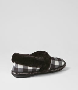 167628 COZY CAMPFIRE CM SK BLACK WHITE TEXTILE