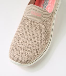 GO WALK 7 SPRINGTIME SK TAUPE KNIT