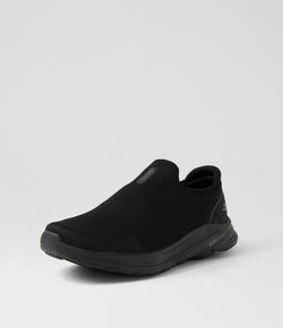GO WK 8 SLIP ON SK BLACK BLACK KNIT