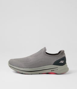 Go Walk 8 Slip On Charcoal Red Knit Sneakers Go Walk 8 Slip On Charcoal Red Knit Sneakers