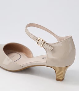 LEYNA PALE TAUPE PATENT LEATHER