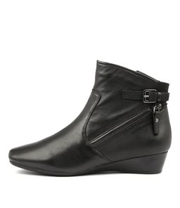 ROMELLE BLACK LEATHER