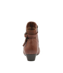 ROMELLE BROWN LEATHER
