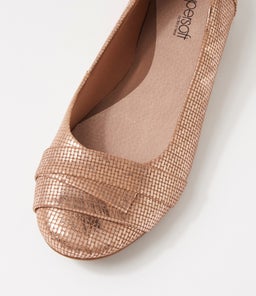 CLAUDEA CHAMPAGNE HATCH SUEDE
