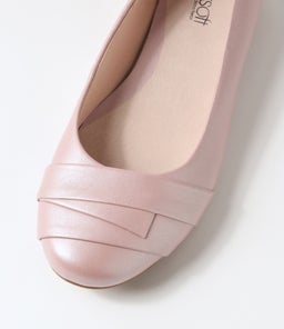 CLAUDEA ROSE PEARL LEATHER