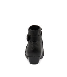 DIONNE BLACK LEATHER