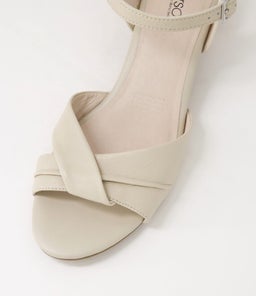 CLEANTHA2 SU ALMOND LEATHER