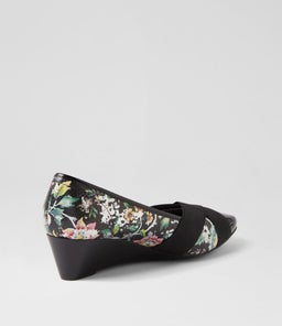 SANDFORD SU BLACK TEXTURE FLORAL PATENT LEATHER
