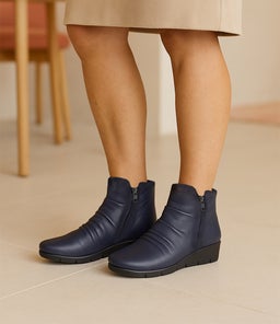 Maxie Navy Leather Ankle Boots Maxie Navy Leather Ankle Boots