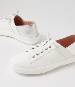 ZAYLAH SU WHITE SILVER LEATHER