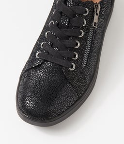 ZARALA SU BLACK DOT SUEDE