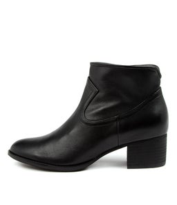 PRIYA SU BLACK LEATHER