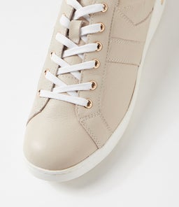 CHERYL2 SU ALMOND LEATHER