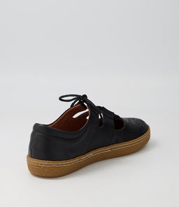 HEMILLIE SU BLACK GUM SOLE LEATHER