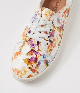 WILLIS SU WHITE FLOWER WHITE EMBOSSED LEATHER LEATHER