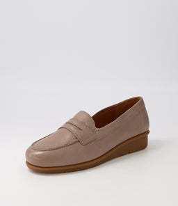 PUNIS SU TAUPE LEATHER