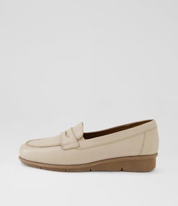 PUNIS SU ALMOND LEATHER