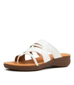 MIA SU WHITE GUM SOLE LEATHER