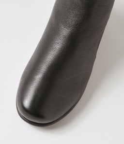MOTHER SU BLACK LEATHER