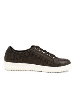ZOOESY SU BLACK WHITE SOLE LEATHER PATENT