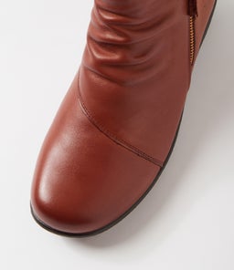 POSSITION SU TAN LEATHER