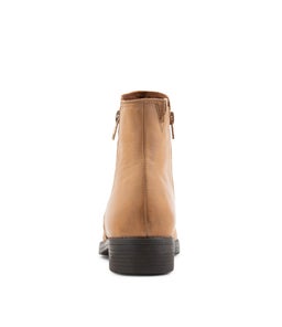 CANI SU CAMEL LEATHER