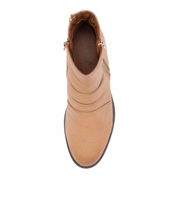 CANI SU CAMEL LEATHER