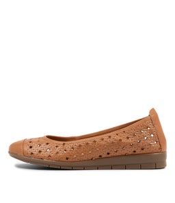 FAB SU DK TAN LEATHER
