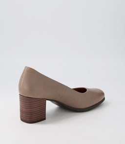 VOLUME SU TAUPE LEATHER