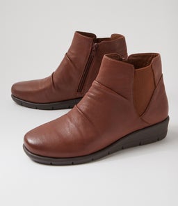 MARCEI SU COGNAC LEATHER