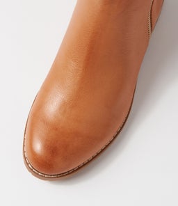 HELMIS SU DK TAN LEATHER