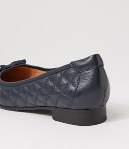 KYYLE SU DK NAVY PATENT LEATHER