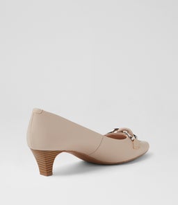 LOVELY SU OATMILK LEATHER