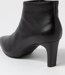 NORMAL SU BLACK LEATHER
