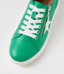 ZINGS SU BRIGHT EMERALD WHITE LEATHER