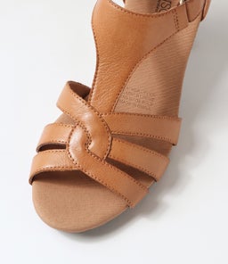 INCAH SU DK TAN LEATHER