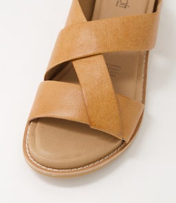 QUIETLY SU DK TAN LEATHER