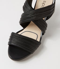 TASTE SU BLACK COVERED HEEL LEATHER