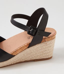 COUSIN SU BLACK LEATHER